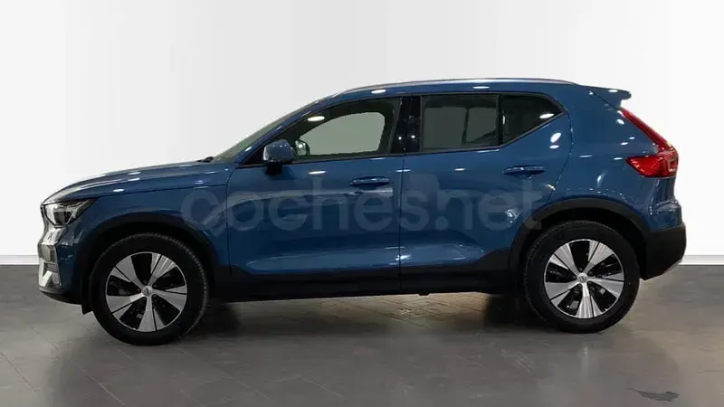 Usado Volvo XC40 Core 163 CV (119 kW) 2025 Azul SUV