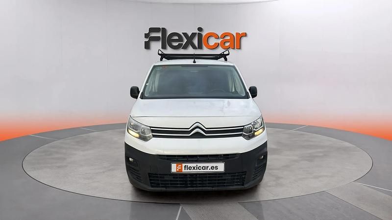 Usado Citroën Berlingo Feel 102 CV (75 kW) 2020 Blanco Monovolumen