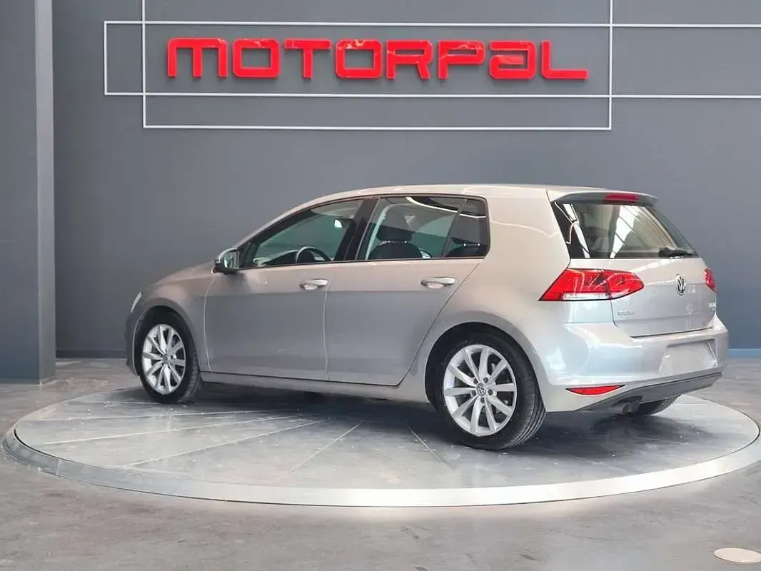 Usado VW Golf VII Advance 150 CV (110 kW) 2013 Gris Utilitario