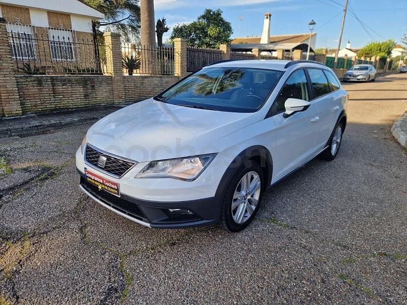 Usado Seat Leon 4Drive 150 CV (110 kW) 2018 Blanco Familiar