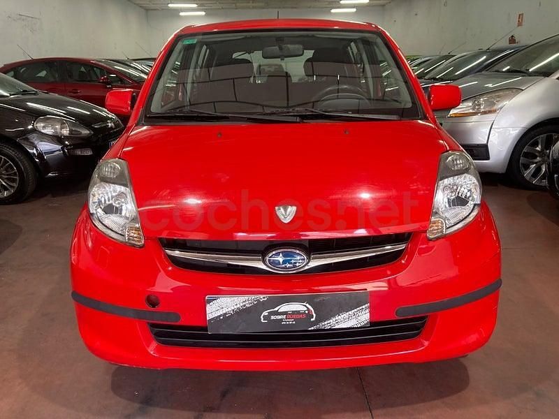 Usado Subaru Justy 70 CV (51 kW) 2008 Rojo Utilitario