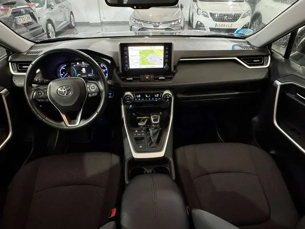 Usado Toyota RAV4 Hybrid Advance 218 CV (160 kW) 2020 Gris / plata SUV