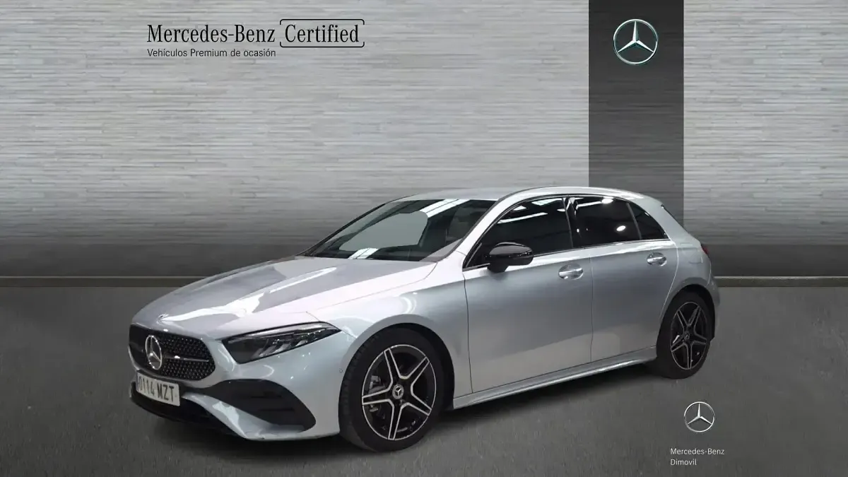 Usado Mercedes A200 AMG line 150 CV (110 kW) 2025 Berlina