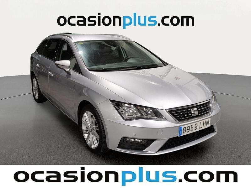Usado Seat Leon XCELLENCE 150 CV (110 kW) 2020 Gris Familiar