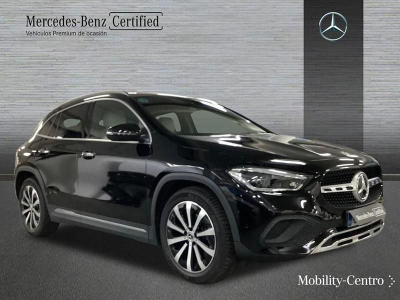 Usado Mercedes GLA250 Progressive 224 CV (164 kW) 2021 Nachtschwarz  unilack SUV