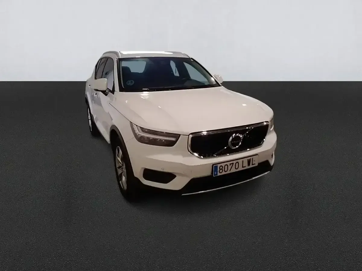 Brugt Volvo XC40 Momentum 129 HK (94 kW) 2022 Hvid SUV