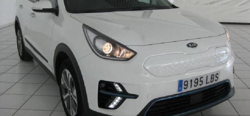 Usado Kia Niro 150 kW (204 HP) 2019 Branco SUV