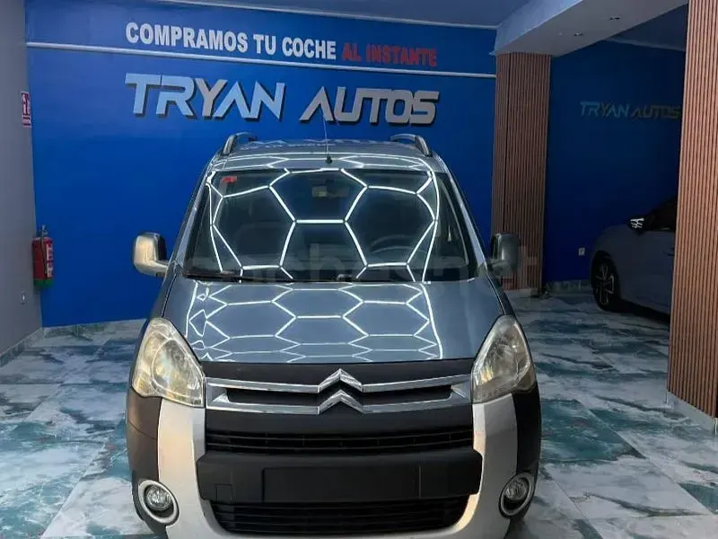 Usado Citroën Berlingo XTR 90 CV (66 kW) 2011 Azul Monovolumen