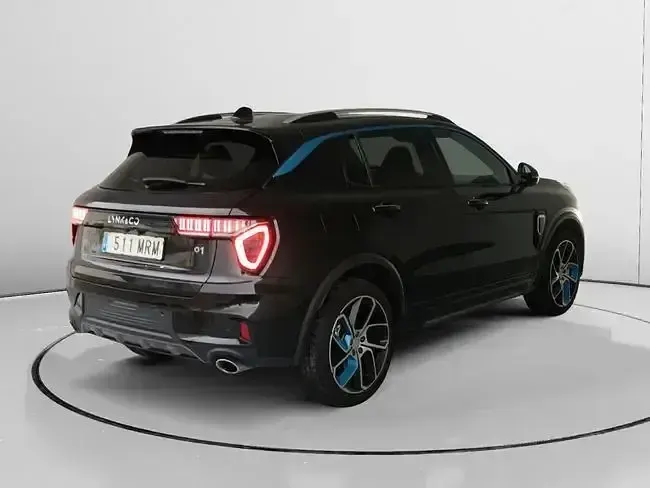 Usado Lynk & Co 01 262 CV (192 kW) 2024 Negro SUV