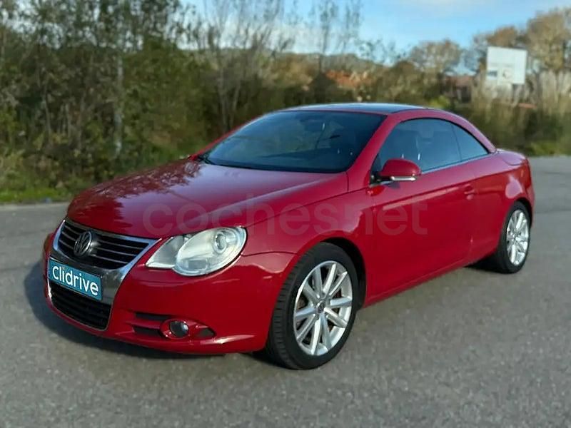 Usado VW Eos 140 CV (102 kW) 2008 Rojo Descapotable