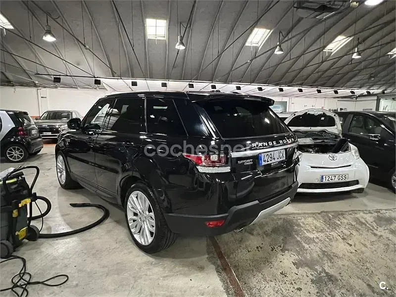 Usado Land Rover Range Rover HSE Dynamic 339 CV (249 kW) 2015 Negro SUV