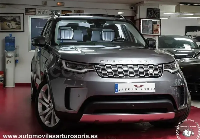 Usado Land Rover Discovery HSE 300 CV (220 kW) 2021 Gris / plata SUV