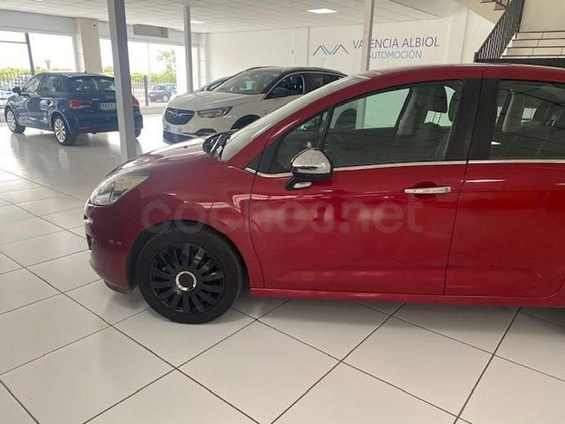 Usado Citroën C3 68 CV (50 kW) 2014 Granate Berlina
