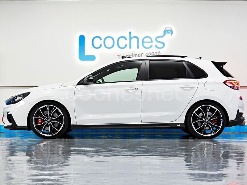 Blanco Usado 2019 Hyundai i30 N Performance Berlina | 27.500 € (Precio justo) - Imagen 1/4