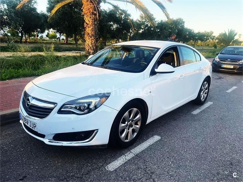 Blanco Usado 2015 Opel Insignia Expression Berlina | 9500 € (Caro) - Imagen 1/4