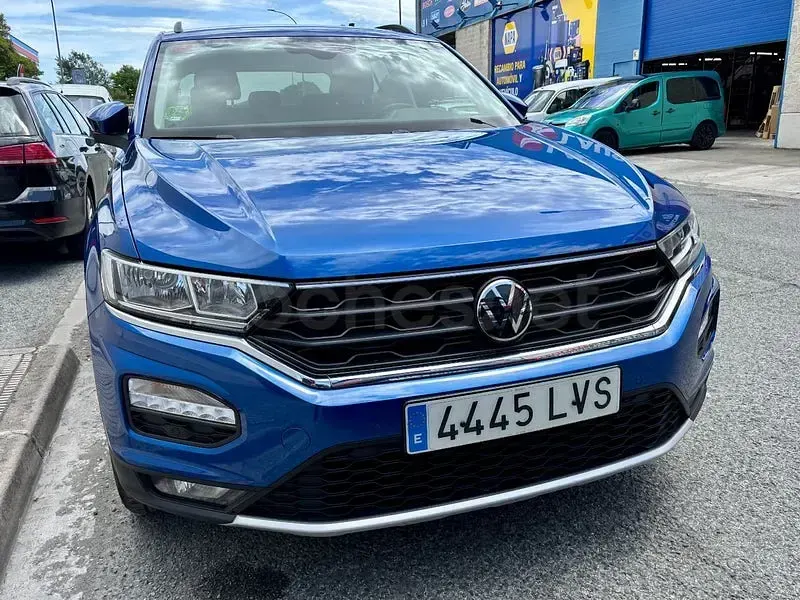 Usado VW T-Roc Advance 115 CV (84 kW) 2022 Azul SUV