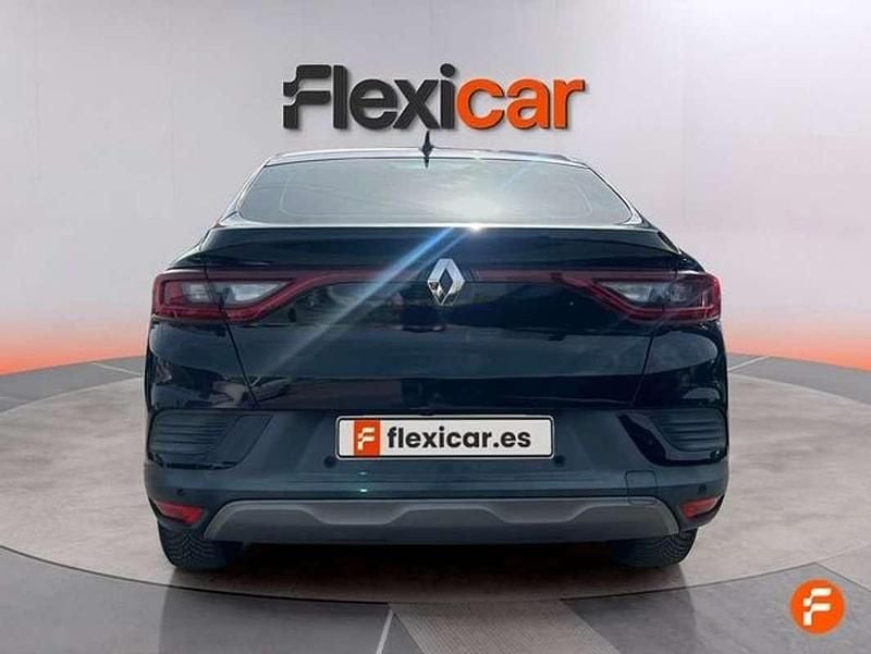 Usado Renault Arkana Zen 145 CV (106 kW) 2022 Negro SUV