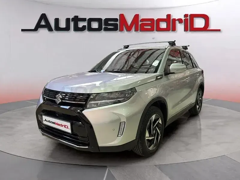Usado Suzuki Vitara 129 CV (94 kW) 2024 Gris / plata SUV