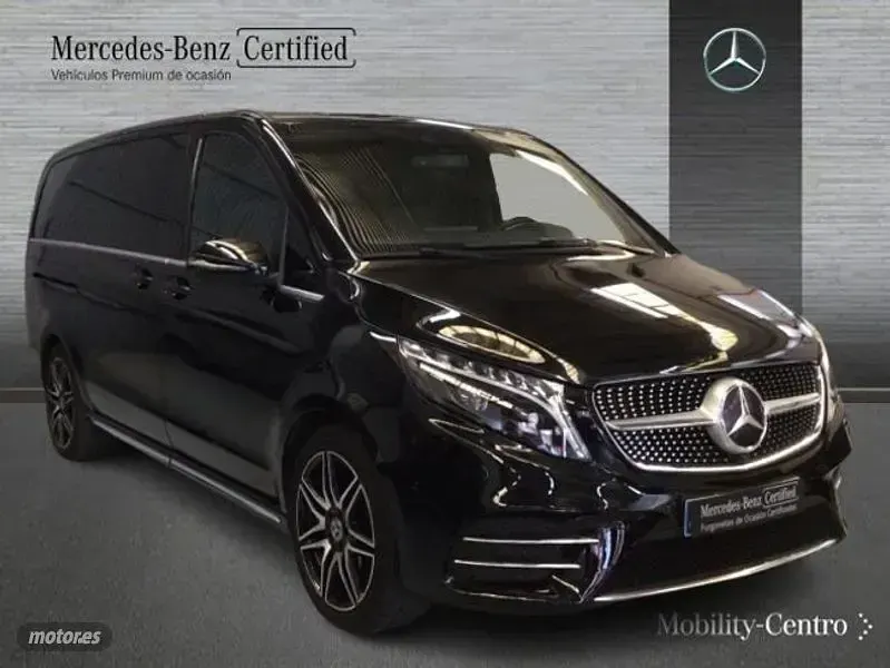 Usado Mercedes V250 Avantgarde 2023 Negro Monovolumen