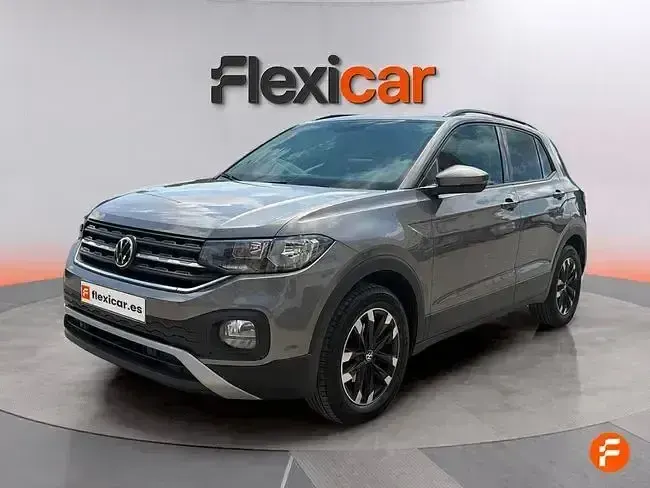 Usado VW T-Cross Advance 110 CV (80 kW) 2021 Gris SUV