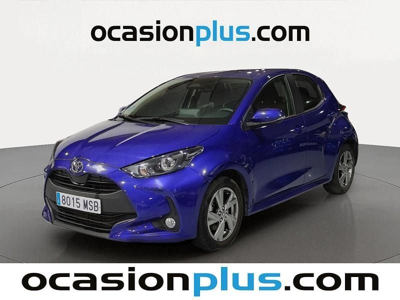Azul Usado 2024 Toyota Yaris Hybrid Active Utilitario | 16.355 € (Precio justo) - Imagen 1/4