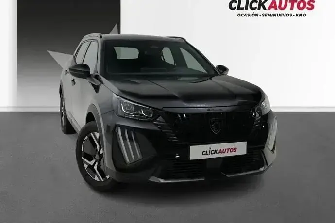 Usado Peugeot 2008 Allure 145 CV (106 kW) 2025 Gris SUV
