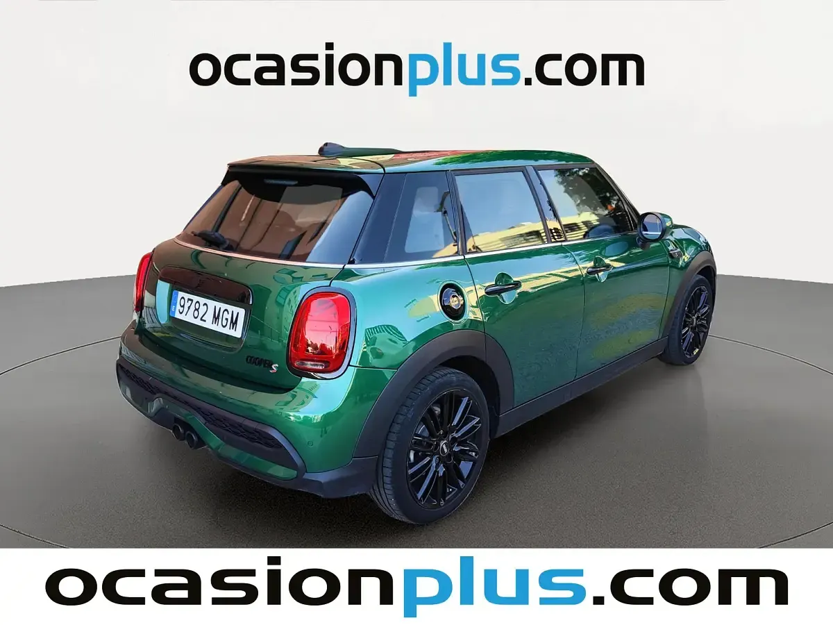 Usado Mini Cooper 178 CV (130 kW) 2023 Verde Utilitario