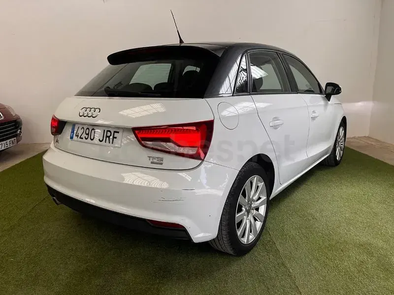 Usado Audi A1 Sportback Design 95 CV (69 kW) 2016 Blanco Utilitario