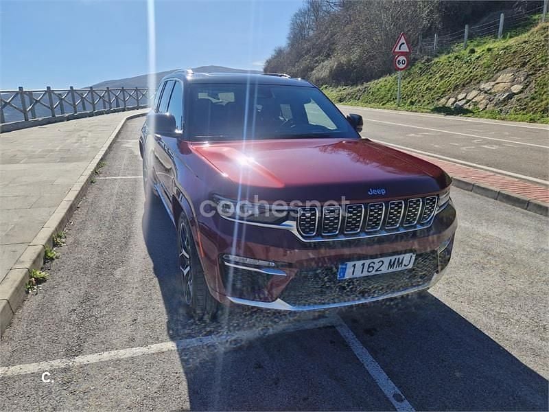 Usado Jeep Grand Cherokee Summit 381 CV (280 kW) 2024 Rojo SUV