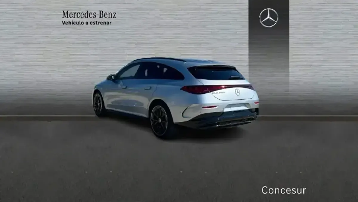 Nuevo Mercedes CLA 250+ 200 kW (272 CV) 2026 Gris Berlina