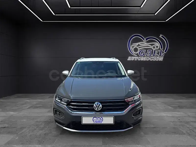 Usado VW T-Roc Advance 150 CV (110 kW) 2018 Gris / plata SUV