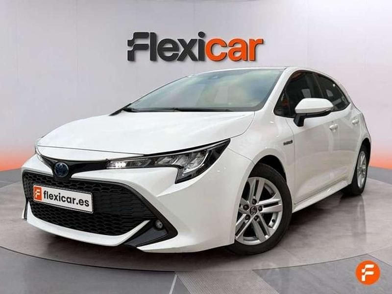 Käytetty Toyota Corolla Active 122 HP (89 kW) 2020 Valkoinen Viistoperä