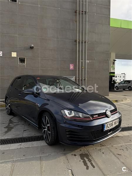Usado VW Golf VII GTI 230 CV (169 kW) 2015 Azul Berlina