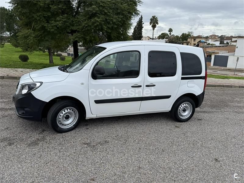 Usado Mercedes Citan 109 90 CV (66 kW) 2018 Blanco Familiar