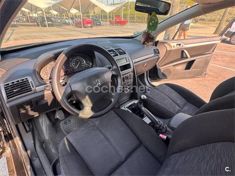 Usado Peugeot 407 117 CV (86 kW) 2006 Negro Berlina