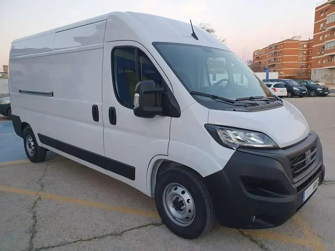 Usado Fiat Ducato 140 CV (102 kW) 2024 Blanco Van