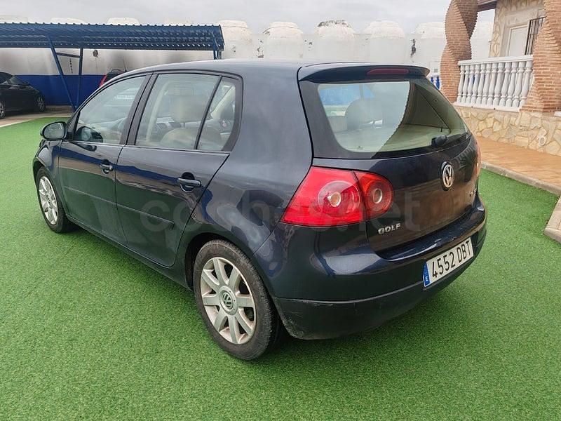 Usado VW Golf IV Sportline 105 CV (77 kW) 2005 Azul Berlina