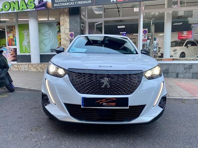 Usado Peugeot 2008 Allure 130 CV (95 kW) 2023 Blanco SUV