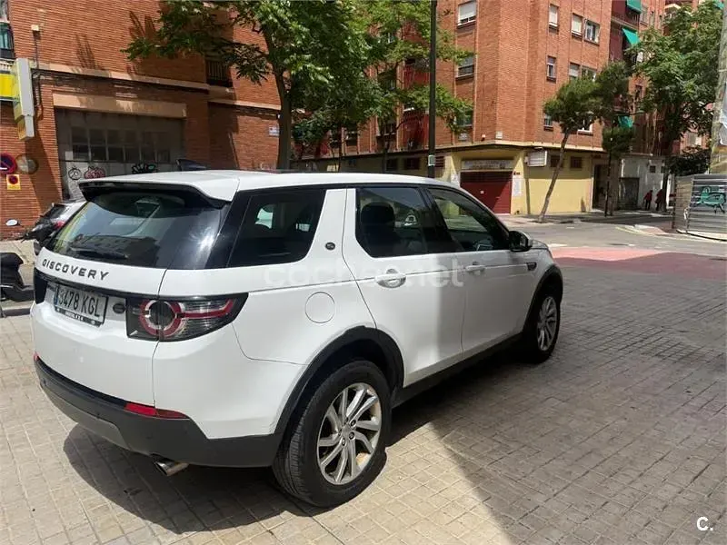 Usado Land Rover Discovery Sport SE 180 CV (132 kW) 2017 Blanco SUV