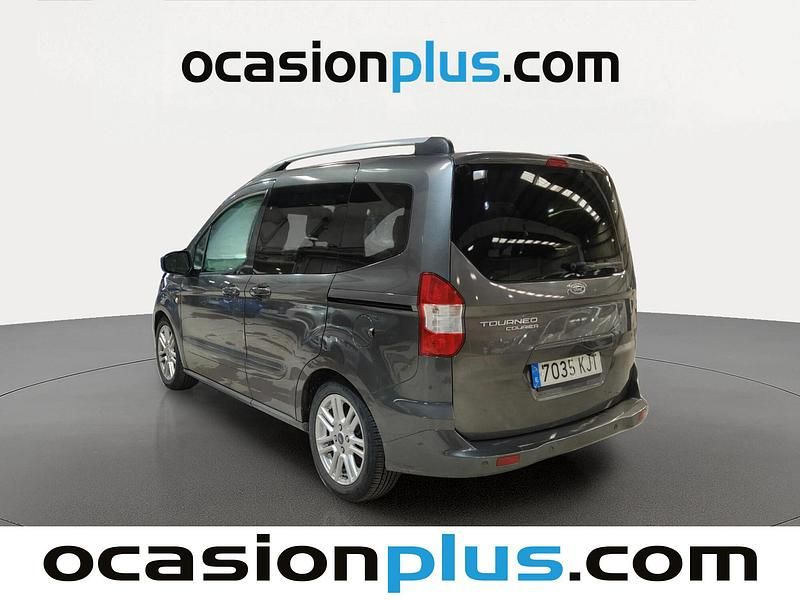 Usado Ford Tourneo Courier Titanium 95 CV (69 kW) 2018 Gris Monovolumen