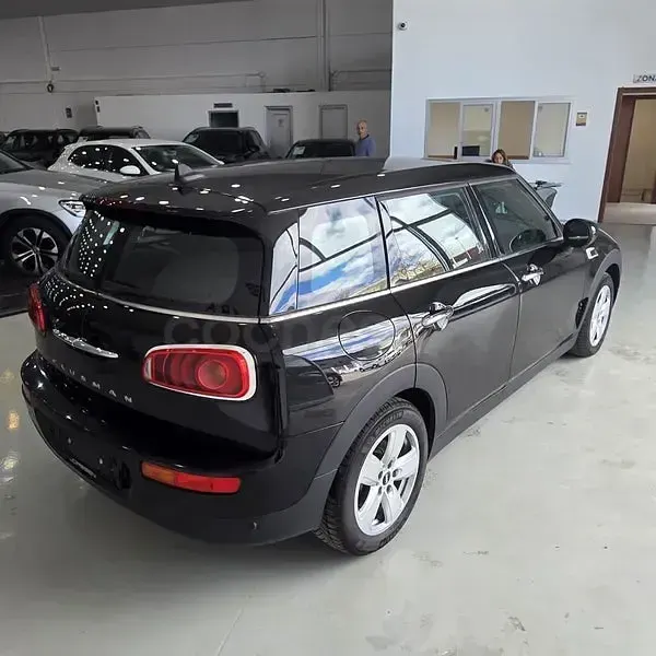 Usado Mini Clubman 116 CV (85 kW) 2020 Negro Familiar