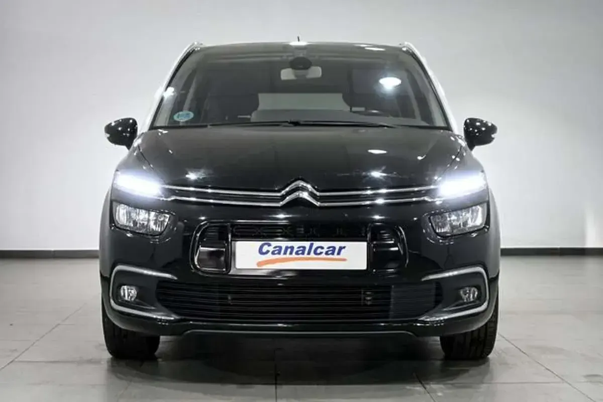 Usado Citroën C4 Feel 120 CV (88 kW) 2018 Negro Utilitario