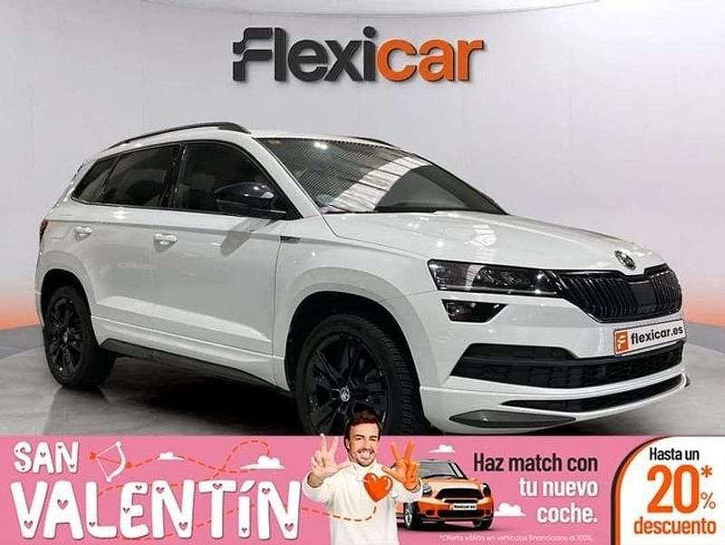 Usado Skoda Karoq SportLine 150 CV (110 kW) 2021 Blanco SUV