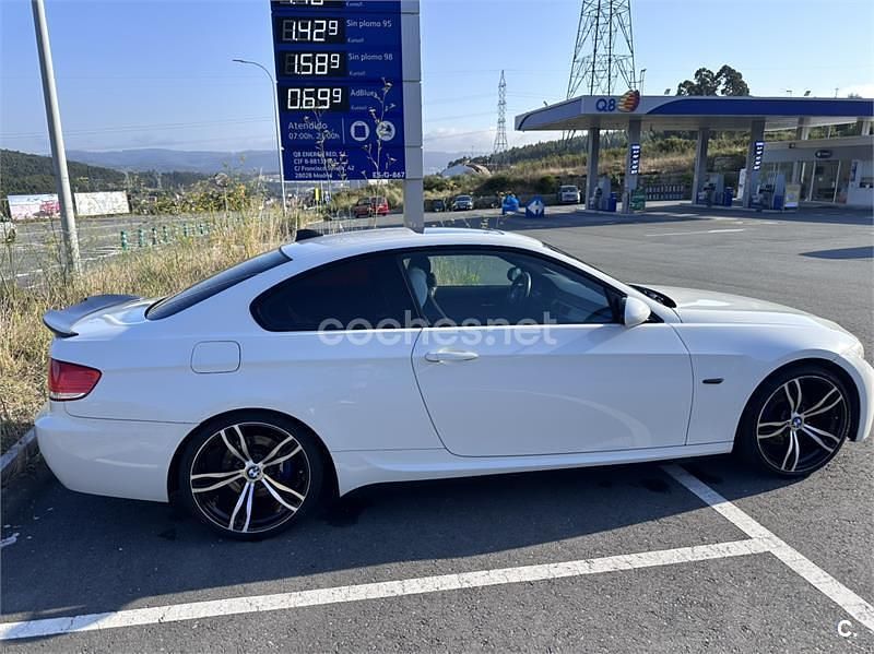 Usado BMW 320 177 CV (130 kW) 2009 Blanco Coupe