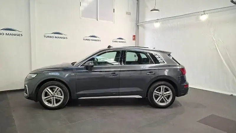 Usado Audi Q5 S-Line 204 CV (150 kW) 2023 Gris / plata SUV