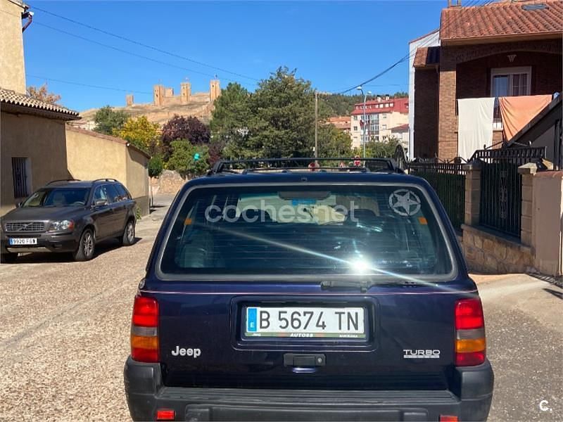 Usado Jeep Grand Cherokee Laredo 115 CV (84 kW) 1997 Azul SUV