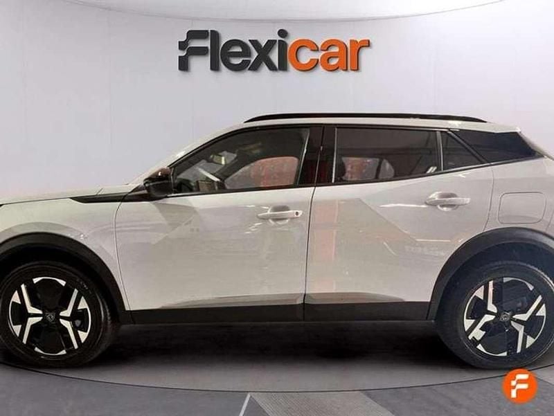 Usado Peugeot 2008 Allure 102 CV (75 kW) 2024 Blanco SUV
