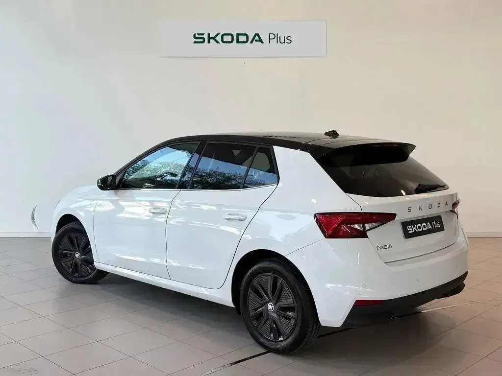 Nuevo Skoda Fabia Selection 80 CV (58 kW) 2025 Blanco Utilitario