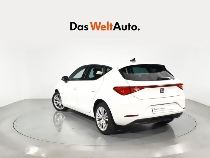 Blanco Usado 2024 Seat Leon Style Berlina | 23.200 € (Super precio) - Imagen 1/4