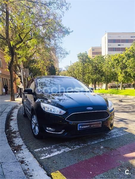 Usado Ford Focus Business Edition 125 CV (91 kW) 2017 Negro Berlina